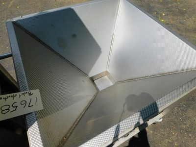 Used FRAZIER BUCKET LIFT 4 X 8 Conveyors New Jersey US | Champion Trading Corporation #1338171