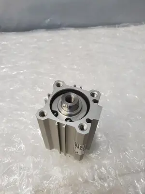 SMC CYLINDER CDQ2A32-35D-A80-XB9
