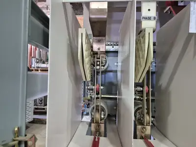 Double Fused Interrupter Switch 5 kV, 4160 Volts & Conduit Cabinet