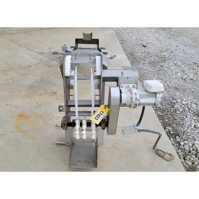 Used Smalley 11'-3" DG Vertical Bucket Lift Plastic Conveyor [PARTS]