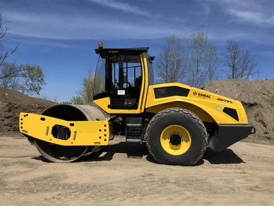 Used 2016 BOMAG BW213D-5 Single Drum Rollers New York US | Abele Tractor #1343139