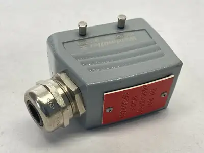 USED WEIDMULLER MALE CONNECTOR 10P 16A 500V 1203900000 W/ 1787550000