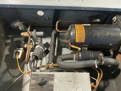 Used MCLEAN THERMAL M521226116 Air Conditioning Equipment Ohio US | HGR 24 #1357388