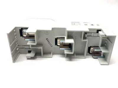 USED SIEMENS CONNECTION MODULE 50MM2, 3-POLE 3-POLE, 6-50MM2 54 X 160MM