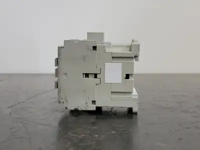 Used ALLEN-BRADLEY 700-CF310 Misc Electrical & Power Parts British Columbia CA | Lenmark #294596