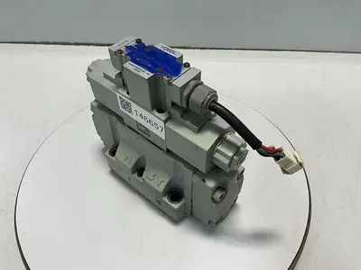 USED YUKEN DSHG-04-3C10-ET-D24-50156
