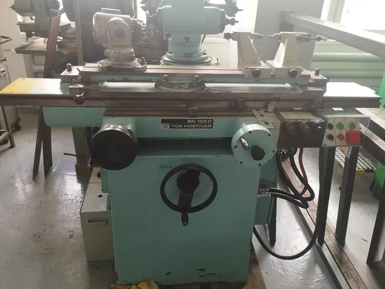 Used TOS BN 102 C Tool & Cutter Grinders CZ | Amaron s.r.o. #1080132