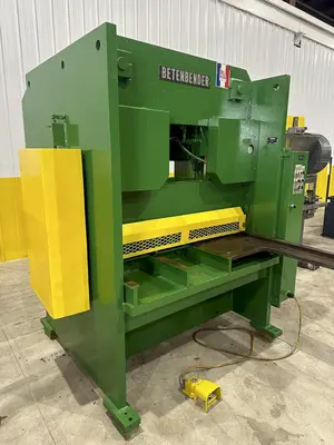 4' X 1/2" BETENBENDER MODEL #4-500 HYDRAULIC SQUARING SHEAR: STOCK #11792