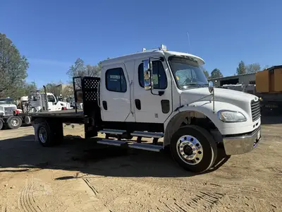 Used 2018 FREIGHTLINER BUSINESS CLASS M2 106 Hooklifts & Roll-Offs California US | Mittry Construction #1363502