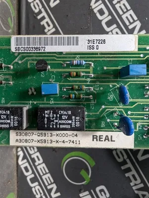 Siemens S30807-Q5913-X000-04 REAL Trunk Exchange Board A30807-X5913-X-4-7411 Used