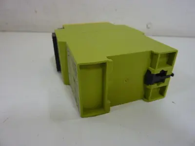 USED PILZ PNOZX3P24VDC24VAC3N/O1N/C1SO