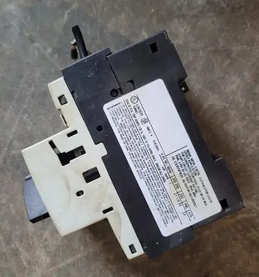 USED SIEMENS 3RV1421-1EA10