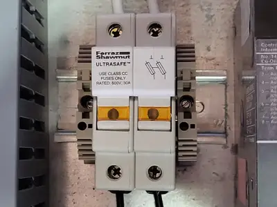 4HP, 600V Motor Starter Control Panel w/ 10A, 3-Pole Circuit Breaker CED63A010