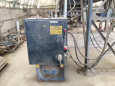 Used 2000 BESSER _UNKNOWN_ Concrete Equipment (Miscellaneous) Quebec CA | DIT Equip #1412388