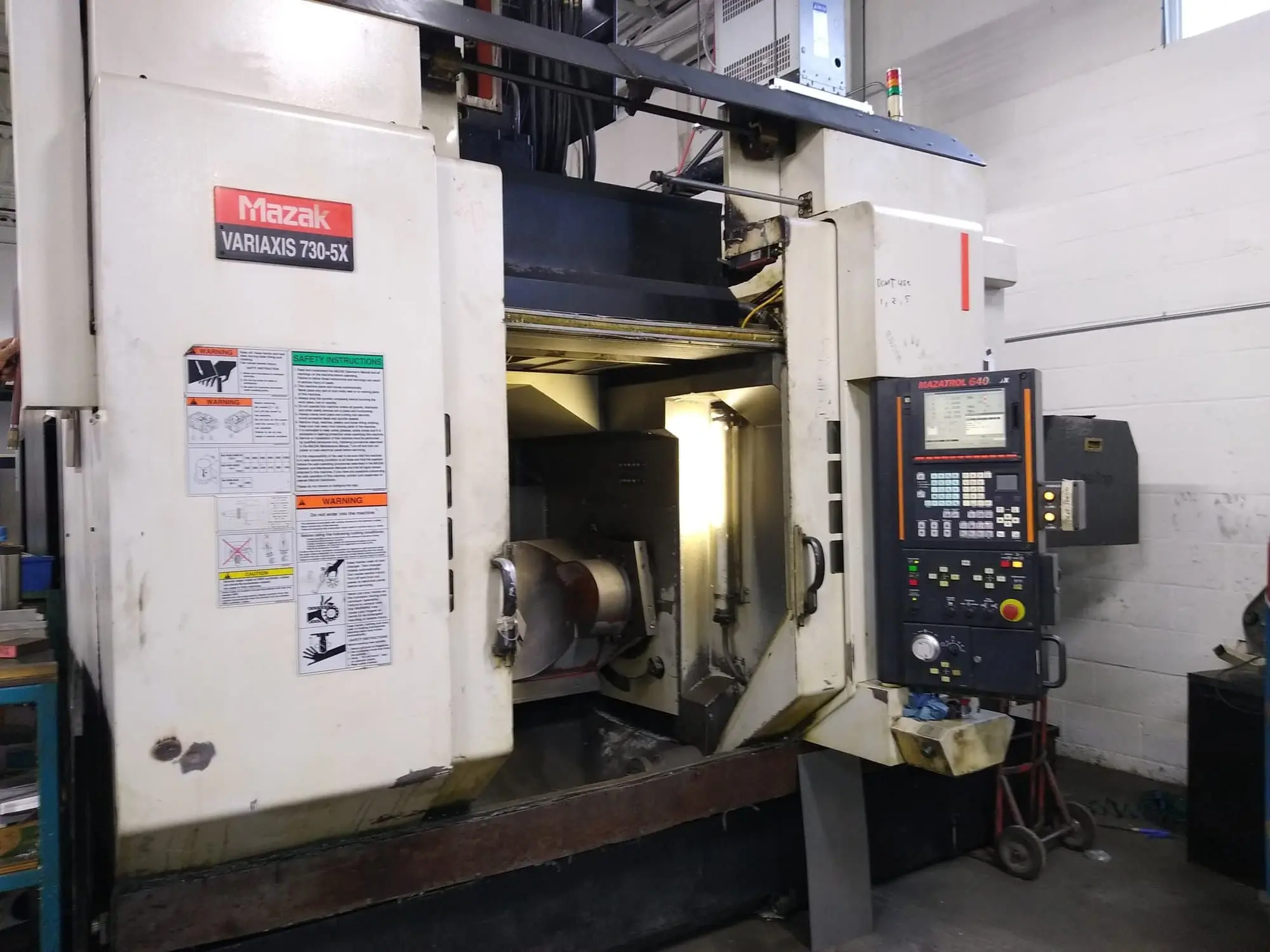 USED 2004 MAZAK VARIAXIS 730-5X
