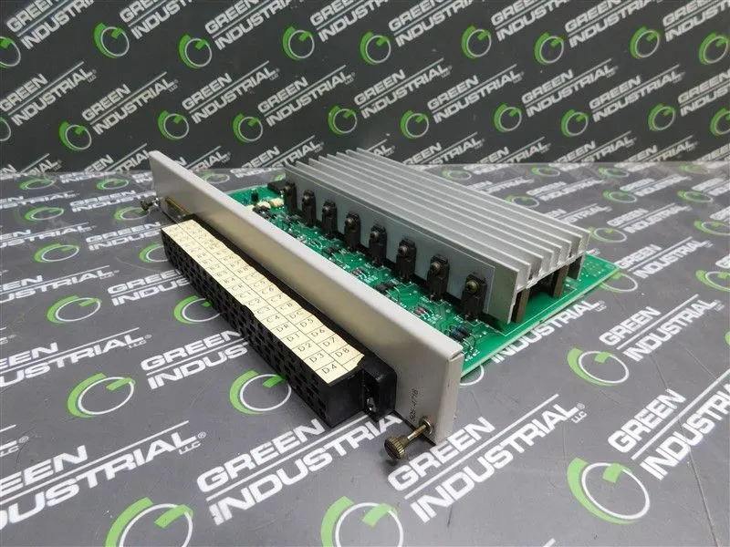 Siemens Simatic 505-4716 24DC Output Module PWB 2586405-0001 Rev. E Used