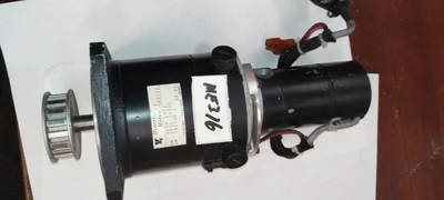 NEW Yaskawa Electric / Minertia Motor R08M-UV31