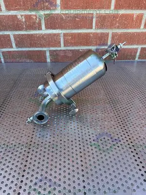 USED MILLIPORE 1R X 5"  STAINLESS STEEL CARTRIDGE FILTER HOUSING 150 PSIG/FV