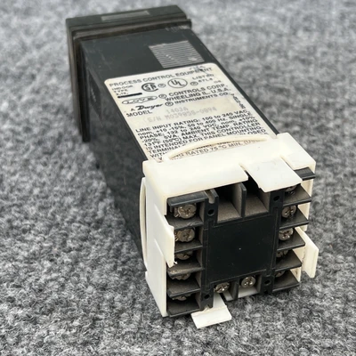 Used Dwyer 1403A Temperature Controls California US | Davliegogo LLC #1708375