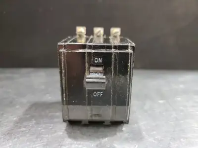 USED SQUARE D QOB350