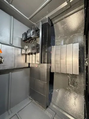 Used 2022 HURCO VM10I Vertical Machining Centers Quebec CA | Aucto #715446
