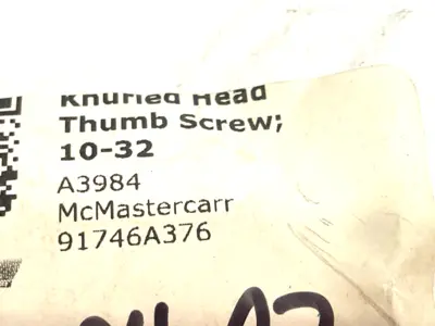 91746A376 | Knurled-Head Thumb Screw, 10-32 Thread, 1-1/4" Long LOT OF 4 - New – Open box