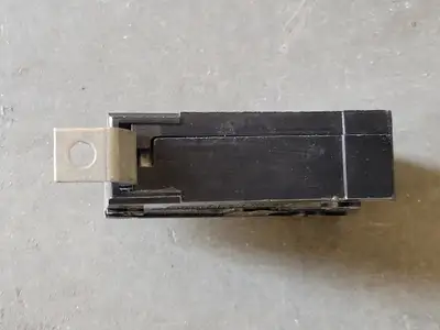 USED CUTLER-HAMMER BAB1015
