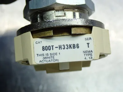 New | in-Stock ALLEN BRADLEY 800TH33KB6 Relays & Switches Ohio US | HGR 24 #864389