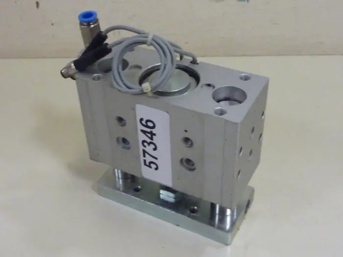 Used FESTO DFM-40-25-P-A-GF Cylinders Michigan US | Ideal Machinery #592682