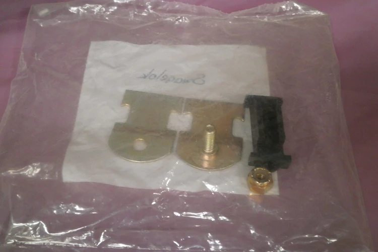New | in-Stock SWAGELOK CLAMP Misc Fasteners Arizona US | ASSET CONVERSION SPECIALISTS, INC. #312379