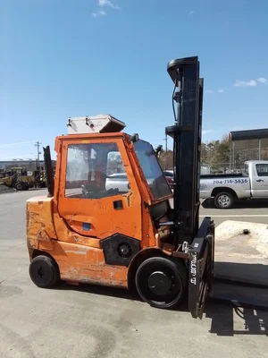 USED 2014 YALE GDC155