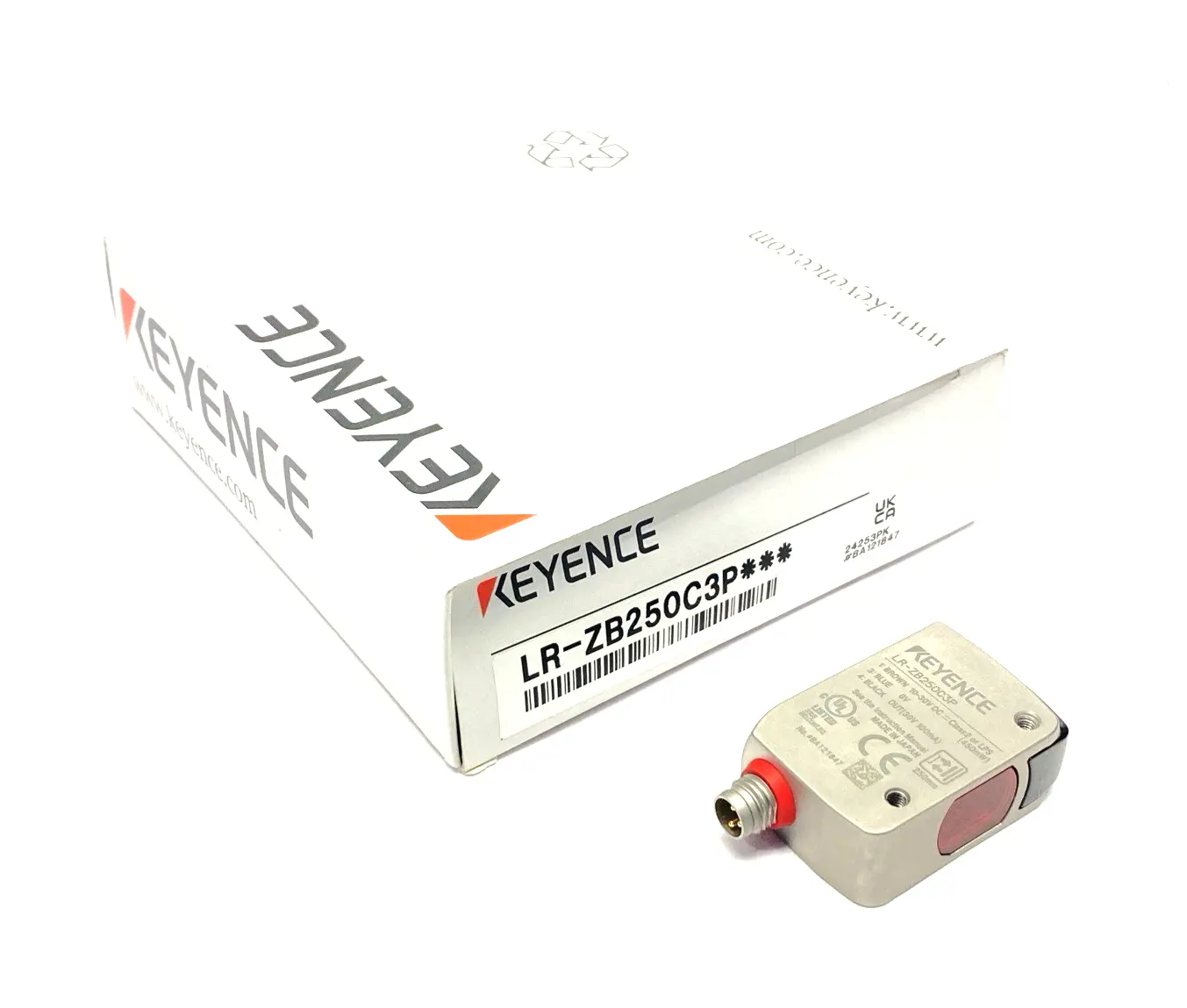 USED KEYENCE SELF-CONTAINED CMOS DISTANCE BASED LASER SENSOR, 3-PIN 250MM