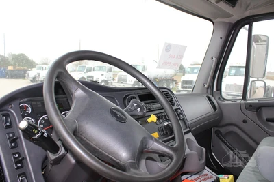 Used 2017 FREIGHTLINER 114SD Hooklifts & Roll-Offs Texas US | Roll Off Truck World #1491810
