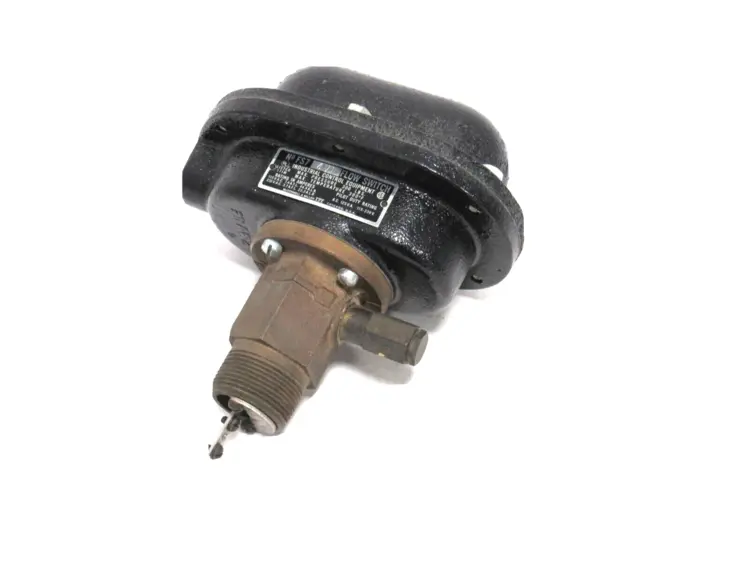 New | in-Stock INDUSTRIAL CONTROL EQUIPMENT _UNKNOWN_ Relays & Switches | SB Industrial Supply #817752