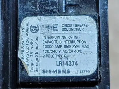 15 Amp 2 Pole 120/240 Volts Circuit Breaker