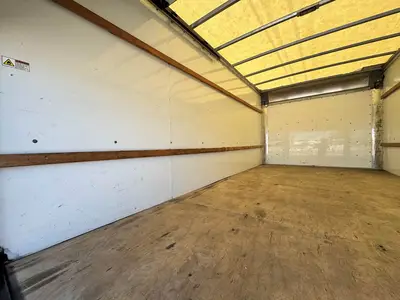 Used 2021 GMC SAVANA CUTAWAY Box trucks Florida US | Truck and Van Outlet #1509173