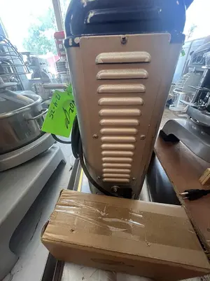 USED HOBART MIX1007