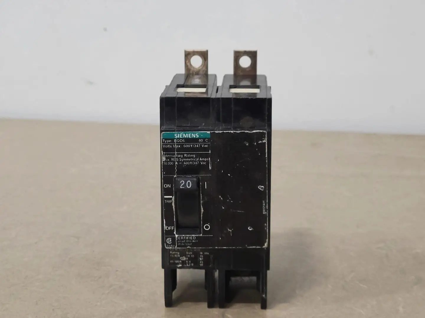 USED SIEMENS BQD6220