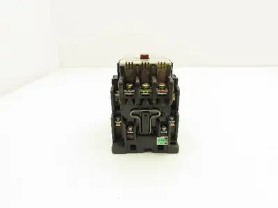 Fuji Electric 2NC1Q0 Magnetic Contactor 100V Coil 3 Pole 600V Lot of 3