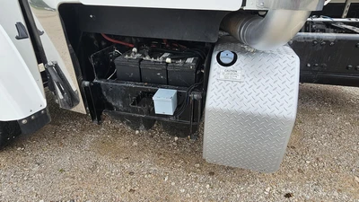 Used 2012 FREIGHTLINER CORONADO 122 SD Cab Chassis trucks Texas US | Roll Off Truck World #1491816