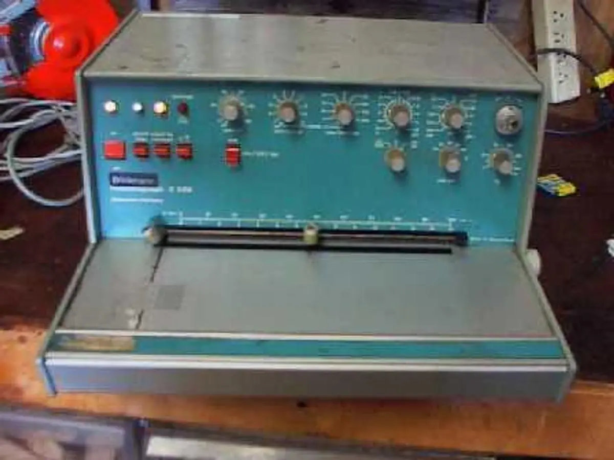 USED BRINKMANN OTP-38B MAX TEMP 400 DEG. C IMMERSE AT LEAST 9CM MAX WATTS 1500. HR