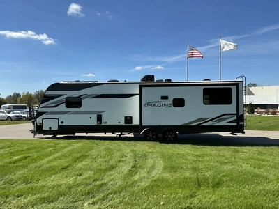 Used 2022 GRAND DESIGN IMAGINE 3100RD Campers, Caravans, Motorhomes Michigan US | Miedema Asset Management Group #1579846