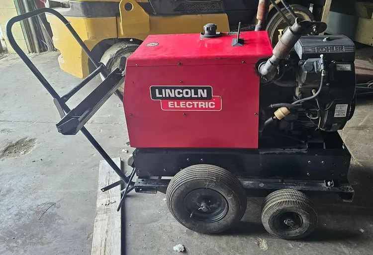 Used 2003 LINCOLN RANGER 3 PHASE Welding Machinery (Other) Wisconsin US | Lemke Machinery Sales #944814