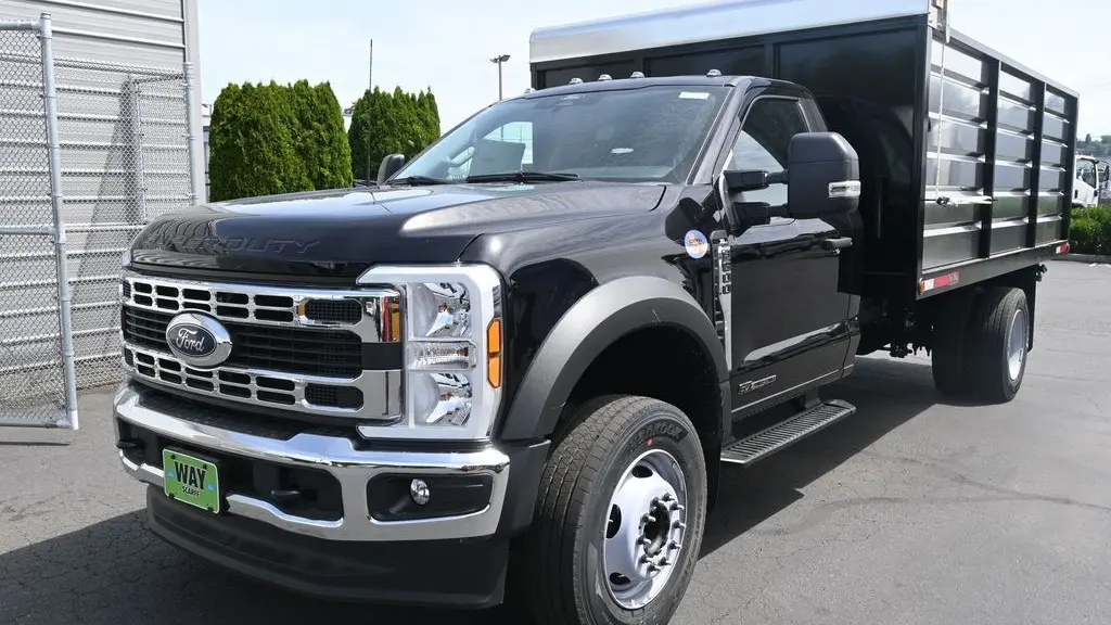 USED 2024 Ford F-600