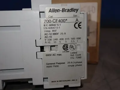 New | in-Stock ALLEN BRADLEY 700CF400 Relays & Switches | HGR 24 #739676