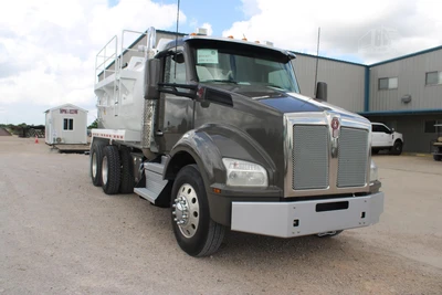 Used 2019 KENWORTH T880 Septic/Sewer/Vacuum Trucks Texas US | Roll Off Truck World #1491813