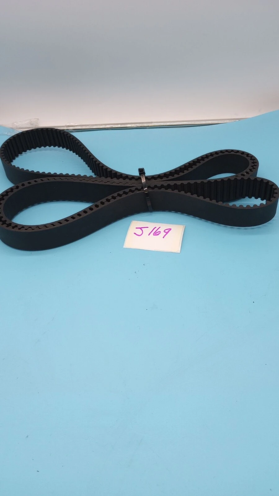 NEW HTC HTD 2400-8M TEETH TIMING BELT