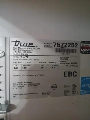 USED TRUE 3 DOOR COOLER T-72