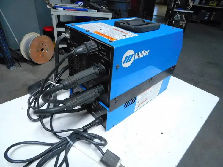 Used MILLER 152 Tig Welders Texas US | Aucto #1461213