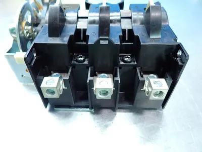 USED ALLEN BRADLEY 1494UJ30CRM